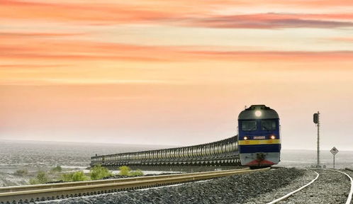 乘著鐵龍游大美新疆，2023年“坐著火車游新疆”旅游專列開啟絲路新體驗